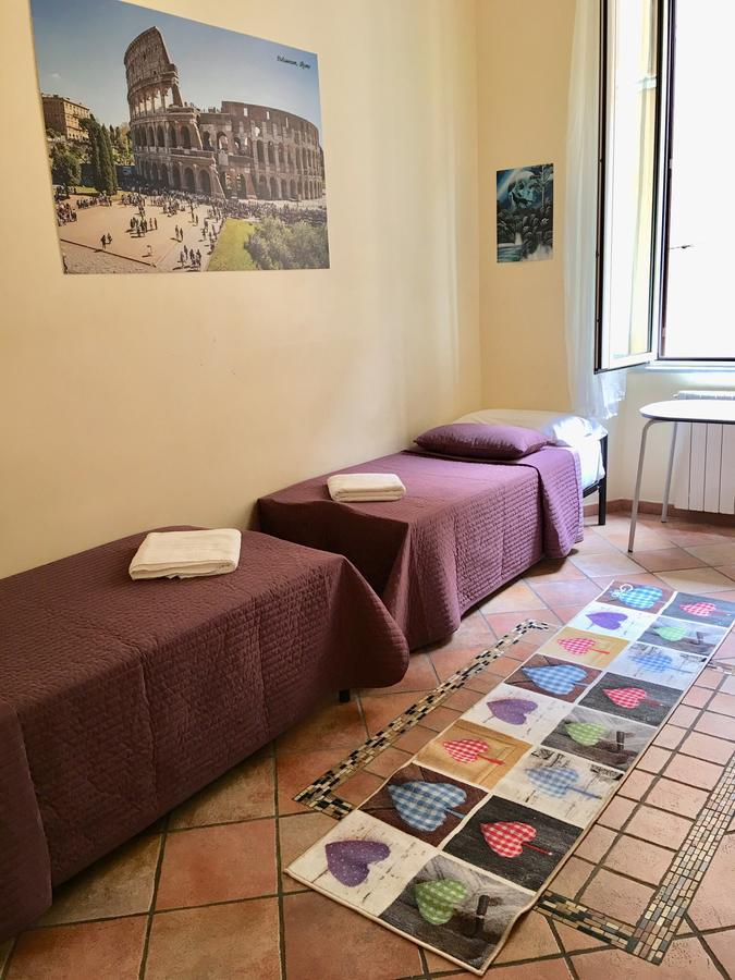 Zidan Hostel 3*